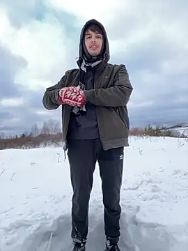 Snapshot of elliot_scott chatting on 2, 12, 2025 elliot scott online show from 2, 12, 2025