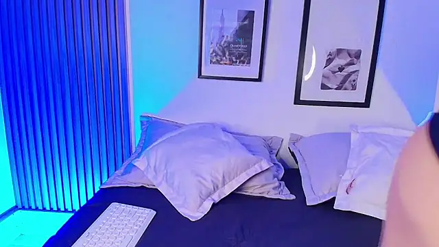 ashlycarteer online show from 12, 4, 2026