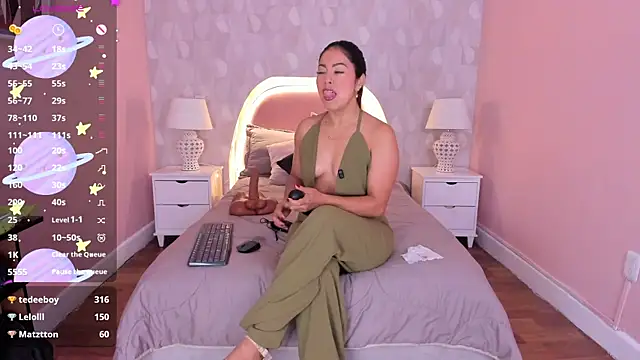 isabella milf  online show from 1, 6, 2026