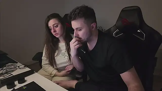 Luna Dollxh online show from 2, 2, 2026