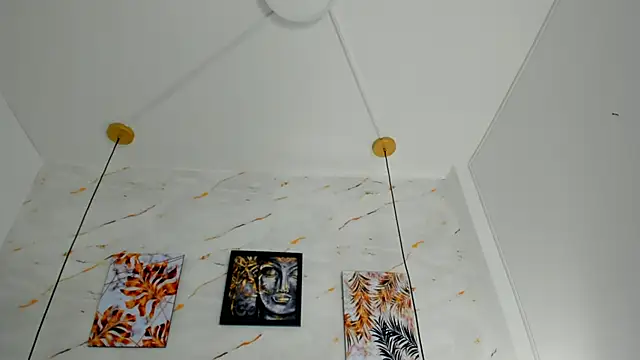 Snapshot of Anny_bridge chatting on 7, 4, 2026 Anny bridge online show from 7, 4, 2026