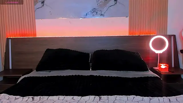 Snapshot of samanthaa_moon chatting on 15, 3, 2026 samanthaa moon online show from 15, 3, 2026