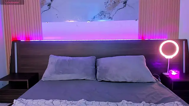 Snapshot of samanthaa_moon chatting on 26, 3, 2026 samanthaa moon online show from 26, 3, 2026