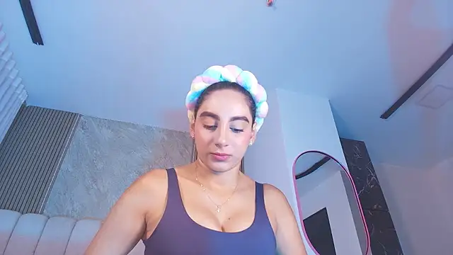 celeste moonx online show from 27, 3, 2026