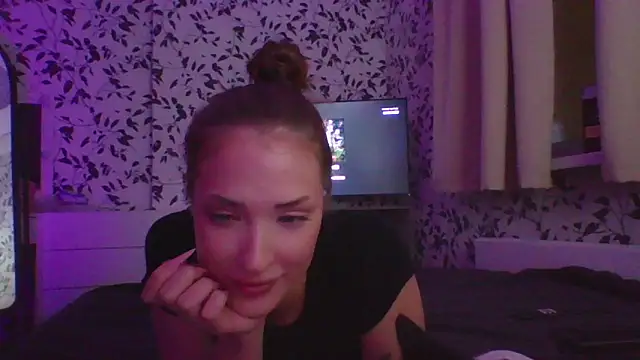 Snapshot of SPICY_KIM chatting on 11, 11, 2025 SPICY KIM online show from 11, 11, 2025