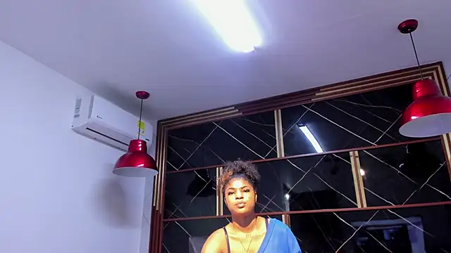 HannyThompson online show from 30, 10, 2025