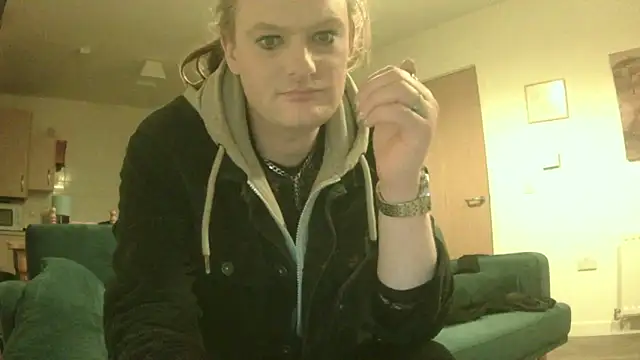 avamaxwell online show from 8, 4, 2026