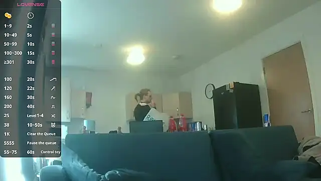 avamaxwell online show from 10, 4, 2026