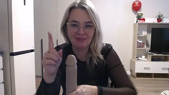 EleanoraDream online show from 24, 3, 2026