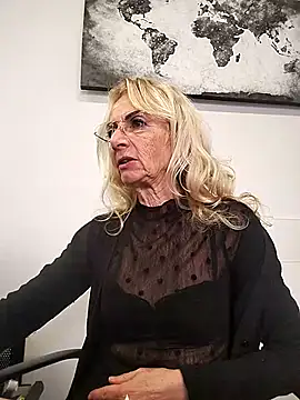 Snapshot of clarabell4 chatting on 13, 2, 2026 clarabell4 online show from 13, 2, 2026