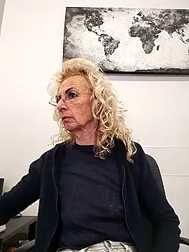 Snapshot of clarabell4 chatting on 25, 2, 2026 clarabell4 online show from 25, 2, 2026