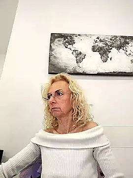 Snapshot of clarabell4 chatting on 26, 2, 2026 clarabell4 online show from 26, 2, 2026