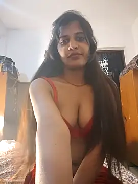cute radhikaa online show from 21, 10, 2025