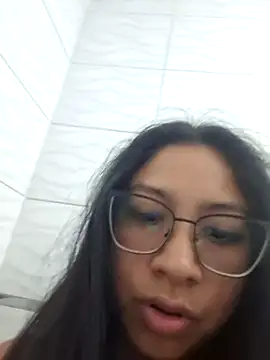 honeysweet111 online show from 12, 1, 2026