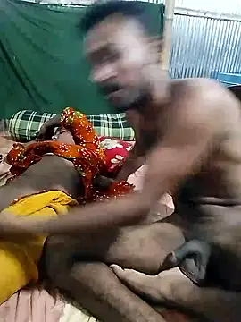 Snapshot of MONiSHA-moni-21 chatting on 22, 9, 2025 MONiSHA-moni-21 online show from 22, 9, 2025