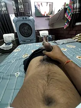 Snapshot of Top_Non_Stop chatting on 8, 10, 2025 Top Non Stop online show from 8, 10, 2025