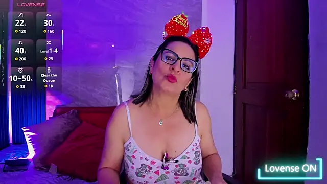 Agatha Pleasure online show from 18, 12, 2025