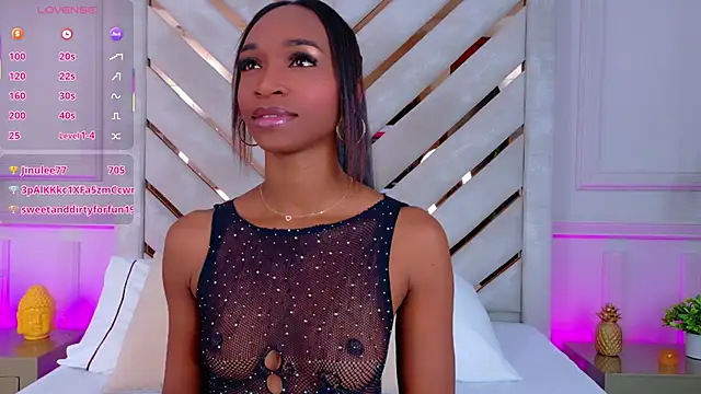 Agatha-Adams online show from 26, 11, 2025