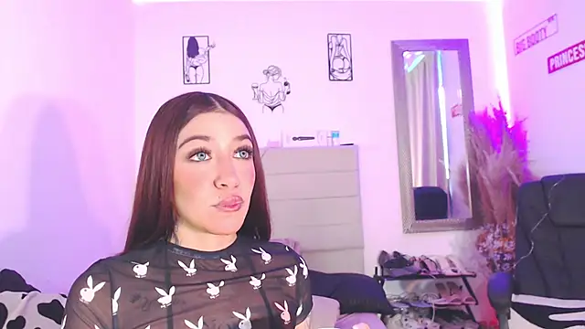 Snapshot of Anna_belly chatting on 12, 2, 2026 Anna belly online show from 12, 2, 2026