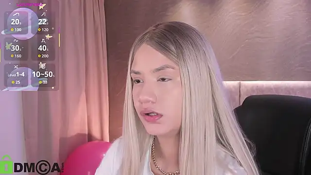 Snapshot of Arinextdoor chatting on 6, 2, 2026 Arinextdoor online show from 6, 2, 2026