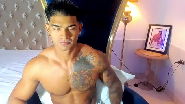 antonio  444 online show from 10, 11, 2025