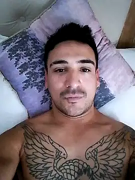 Snapshot of bigandstrong2217 chatting on 26, 10, 2025 bigandstrong2217 online show from 26, 10, 2025