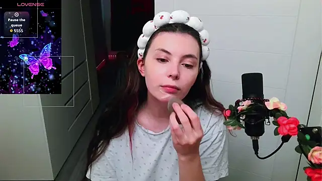 peachyness online show from 27, 5, 2026