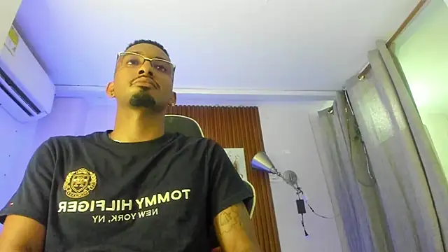 Darwin mayo online show from 16, 5, 2026