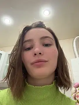 ZariaFlame online show from 4, 4, 2026