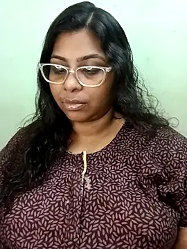 Snapshot of zara-mallus chatting on 21, 9, 2025 zara-mallus online show from 21, 9, 2025