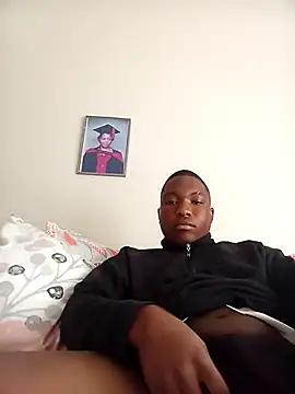 Snapshot of BlamedSimple chatting on 10, 11, 2025 BlamedSimple online show from 10, 11, 2025