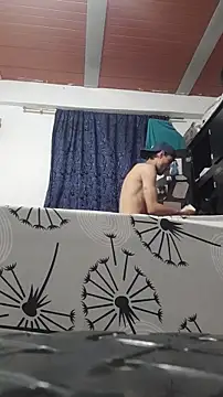 Snapshot of jean--98 chatting on 15, 11, 2025 jean--98 online show from 15, 11, 2025