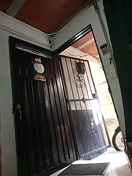 Snapshot of jean--98 chatting on 17, 12, 2025 jean--98 online show from 17, 12, 2025