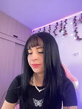 Lia  1 online show from 21, 11, 2025