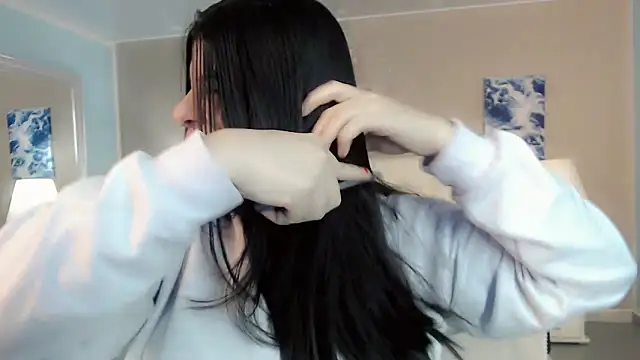 maddissonivanova online show from 24, 2, 2026