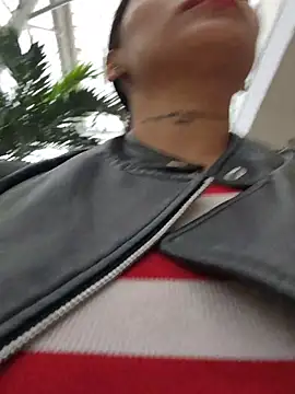 Lorena Mcfly online show from 2, 12, 2025