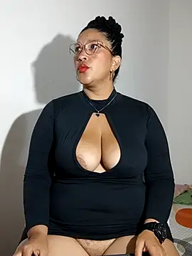 Ivy horse  online show from 7, 3, 2026