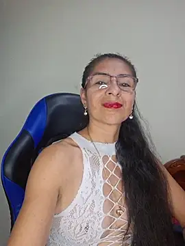 Natasha 50 online show from 15, 12, 2025