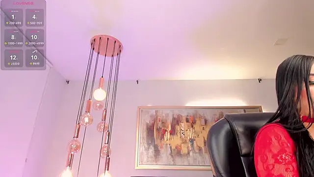 LeahLombardi  online show from 28, 2, 2026