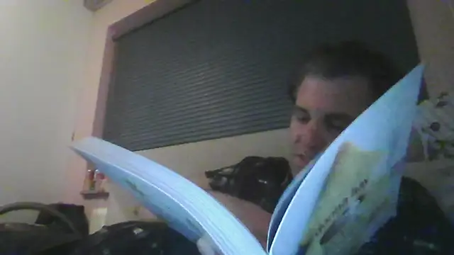 Snapshot of JasperGeil chatting on 16, 10, 2025 JasperGeil online show from 16, 10, 2025