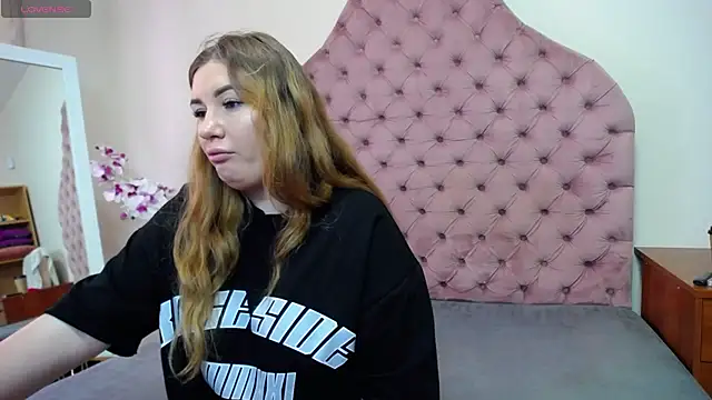 Snapshot of _Agata_ chatting on 25, 5, 2026 Agata online show from 25, 5, 2026