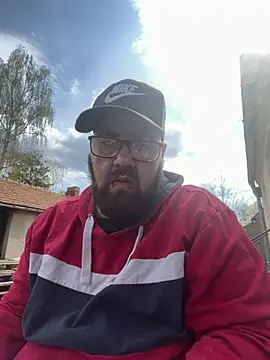 mrandmrsdarkside online show from 16, 4, 2026