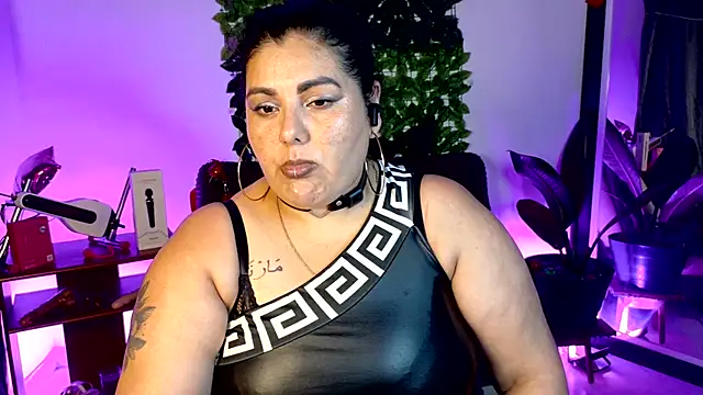 Snapshot of AndreaKinky chatting on 11, 6, 2026 AndreaKinky online show from 11, 6, 2026