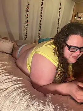 Snapshot of Fatpussybigass chatting on 16, 6, 2026 Fatpussybigass online show from 16, 6, 2026