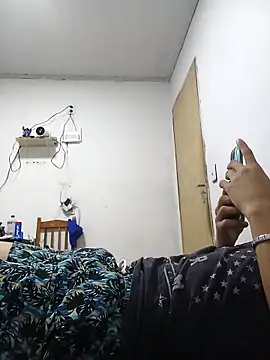 Alejandro260785 online show from 13, 3, 2026