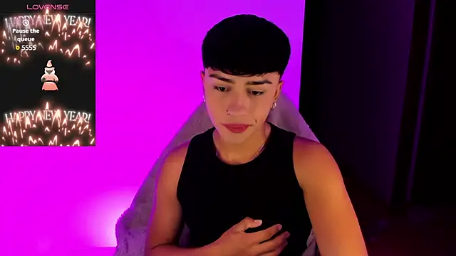 Matheewx m online show from 1, 10, 2025