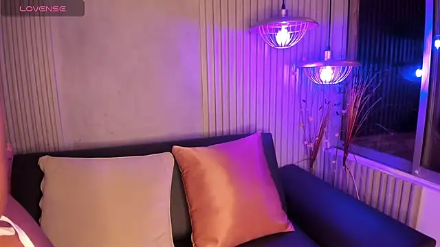 MarianaaSantos online show from 21, 10, 2025