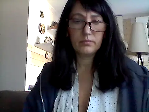 Elena48324 online show from 1, 3, 2026