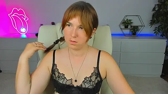 Sofii darling online show from 12, 9, 2025