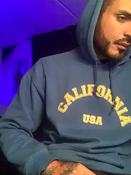 Snapshot of malek_xarx_ chatting on 9, 10, 2025 malek xarx  online show from 9, 10, 2025